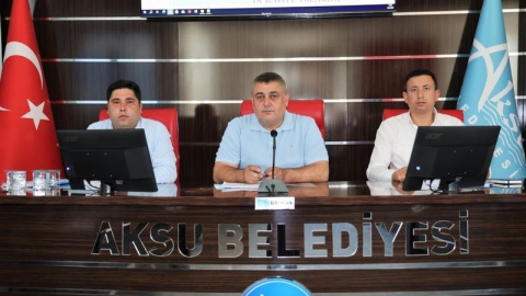Aksu Belediyesi meclisinde İsrail’in Filistin’e yönelik saldırıları kınandı