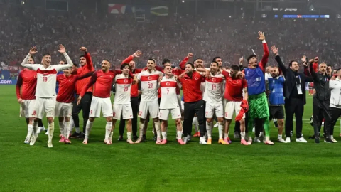 Hollanda maçının hakemi belli oldu