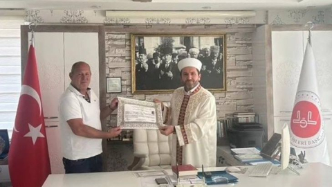 Müslüman olarak Mustafa adını aldı