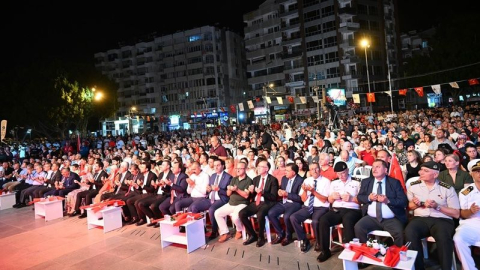Antalya Milletin Zaferi'ni coşkuyla kutladı