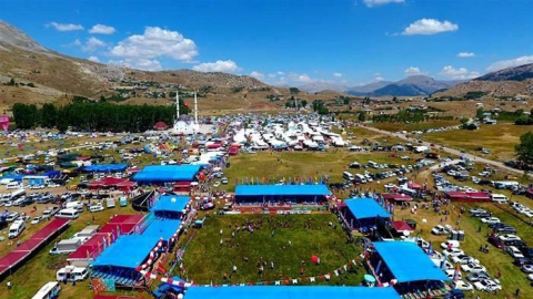 Geleneksel mirasın yaşatıldığı dev etkinlik: Alanya-Gökbel Yağlı Güreş Festivali