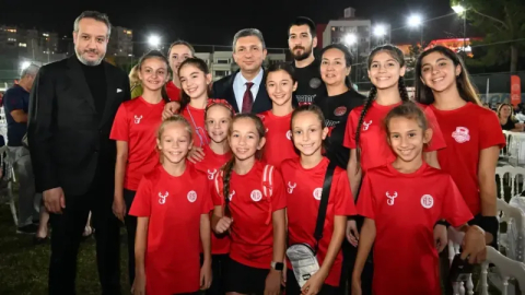 Vali Şahin, Antalya'nın altın çocukları ile buluştu