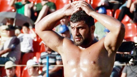 Başpehlivan Ali Altun hayatını kaybetti