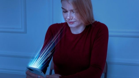 Ekran bağımlılığı cildi yaşlandırıyor