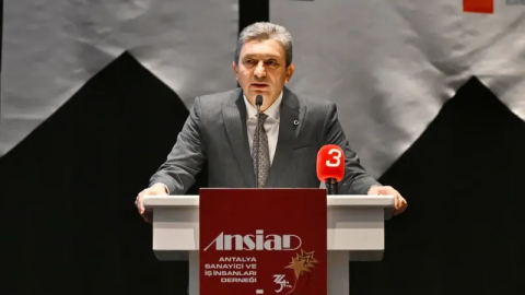 Antalya'da yılın girişimcileri ödüllerini aldı