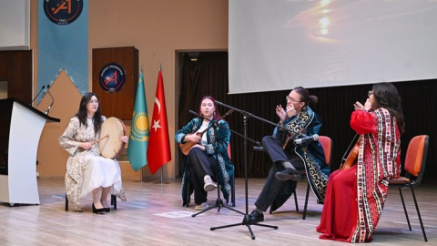 Kazakistan'ın bağımsızlık coşkusu Antalya'da kutlandı