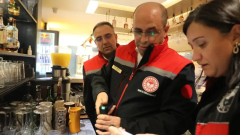 Antalya'da yılbaşı öncesi alkollü içki denetimleri sıklaştırıldı