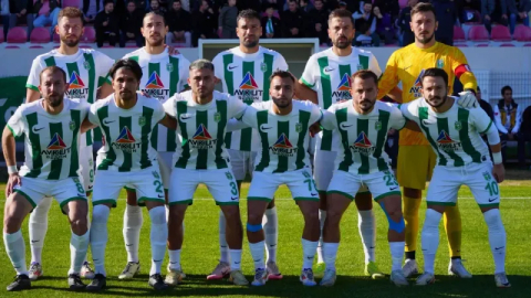 Manavgat Belediyespor koşar adım hedefe ilerliyor