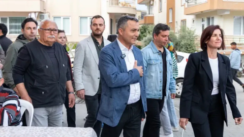 Manavgat Belediyesi’nden Sarılar Mahallesi’nde iftar çadırı