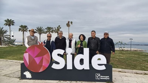 Suya Yazılan Mektuplar, Apollon Tapınağı açıklarından denize bırakıldı