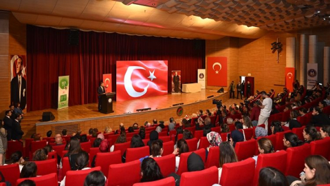 Antalya'da en iyi narkotik polisi anneler oluyor