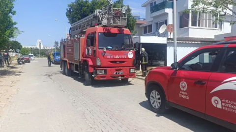 Kiracıyı çıkaramadığı iddiasıyla camlarını kırdığı dükkanı ateşe verdi
