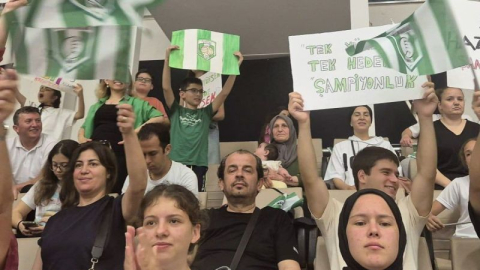 Manavgat Belediyespor Midi Kızlar Voleybol Takımı Antalya şampiyonu oldu