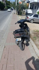 Şeyh Şamil Caddesi’nde motosiklet yayaya çarptı
