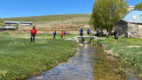 Çağdaş Treking grubundan Eğrigöl yaylasına doğa yürüyüşü
