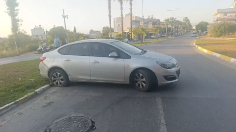 Acısu-Titreyengöl kavşağında 2 otomobil çarpıştı: 3 yaralı..