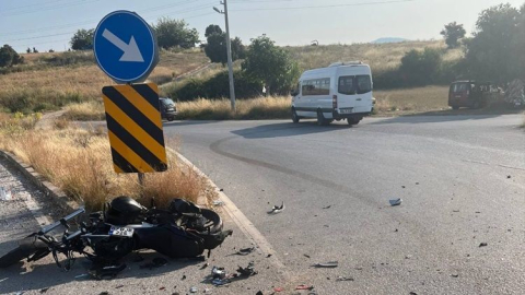 Sülek kavşağında motosiklet minibüse çarptı: 1 yaralı