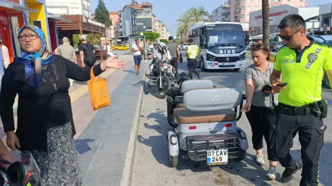 Motosiklet motosiklete arkadan çarptı