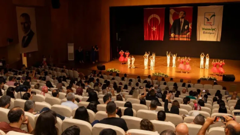 Manavgat Belediyesi kreşlerinden renkli mezuniyet töreni