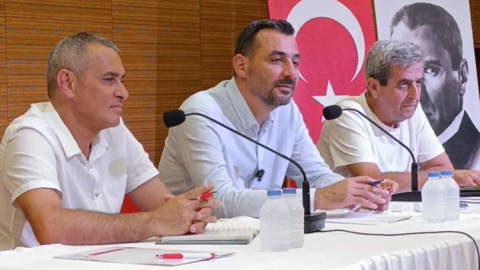 Başkan Vekili Çiçek muhtarlarla bir araya geldi