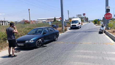 D-400’den tali yola giren araç motosikletle çarpıştı: 1 yaralı