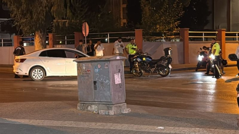 Hisar Camisi önünde motosiklet kazası: 2 yaralı