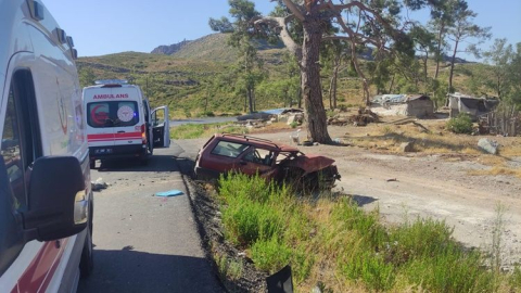 Murtbeli mevkiinde otomobiller kafa kafaya çarpıştı: 1'i ağır 6 yaralı
