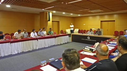 Toptancı haller için sezon öncesi koordinasyon toplantısı yapıldı