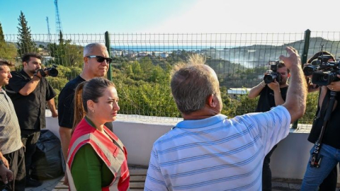 Başkan Vekili Özdemir yangın bölgesinde 