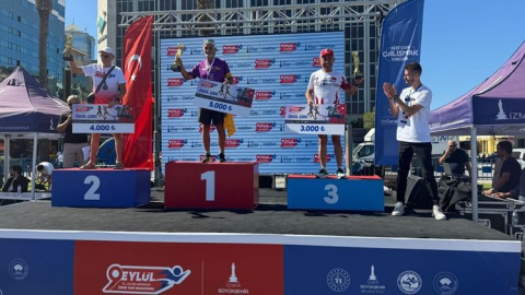 Demir Adam, kanayan ayağıyla yarı maratonda üçüncü oldu