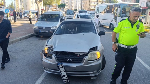 Zübeyde Hanım Caddesi’ndeki feci kazada yaralanan olmadı