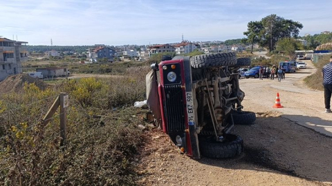 Safari araçları çarpıştı: 10’u yabancı turist 11 yaralı