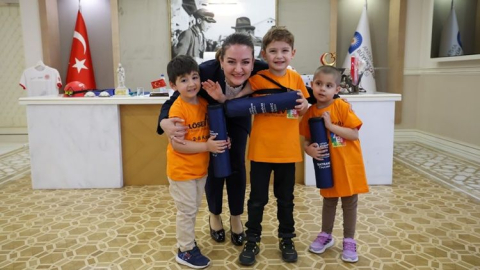 Başkan Vekili Özdemir LÖSEV’li çocuklarla buluştu