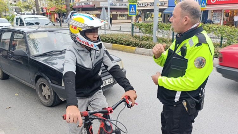 Trafik polisinden hem uygulama hem nasihat