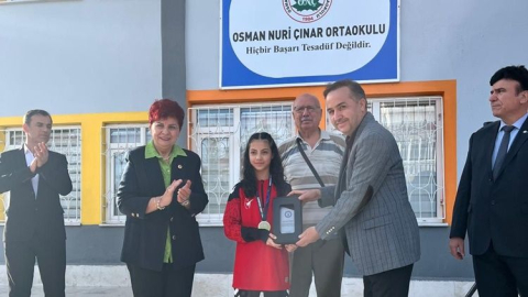 Avrupa şampiyonu İpek Özmen’e anlamlı ödül