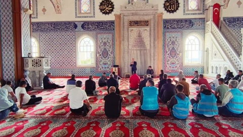 Yükümlülerden Külliye Camii’ne anlamlı ziyaret