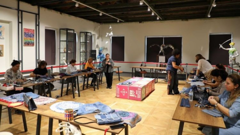 Antalya Büyükşehir'in yetişkinlere yönelik atölyeleri sürüyor