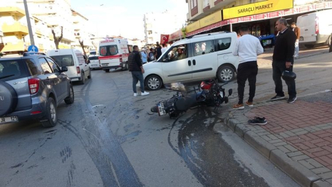 Kalbi duran motosiklet sürücüsüne hemşireden kalp masajı