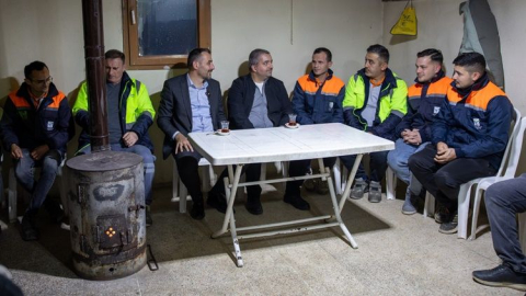 Başkan Vekili Çiçek’ten temizlik işleri şantiyesine ziyaret etti