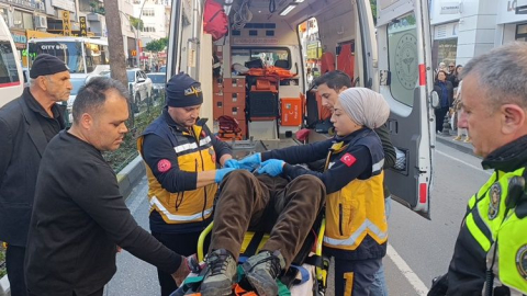Antalya Caddesi'nde otomobil yayaya çarptı