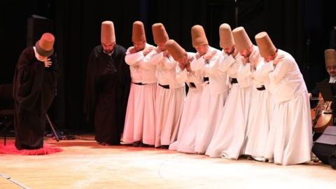 Antalya Büyükşehir Belediyesi Mevlânâ’yı andı