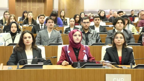 Büyükşehir Gençlik Meclisi yeni dönemin ilk toplantısını gerçekleştirdi