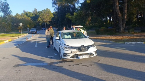 Manavgat'ta "dur" tabelasına uymayan sürücü kazaya neden oldu