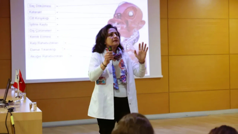 Antalya Büyükşehir personeline sağlıklı yaşam yolları anlatıldı