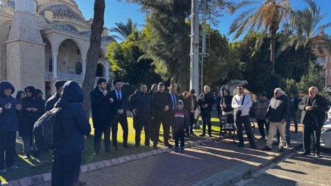 Manavgatlı umreciler dualarla uğurlandı: Külliye Camii'nde duygu dolu anlar