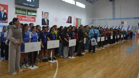 Manavgat'ta futsal heyecanı sona erdi: İşte şampiyon okullar
