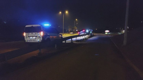 Manavgat'ta lüks cip bariyerlerin üzerine çıktı