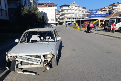 Manavgat'ta kontrolden çıkan otomobil markete daldı: Facianın eşiğinden dönüldü