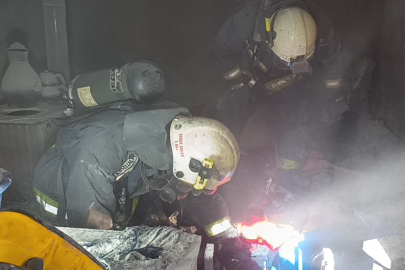 Manavgat'ta korkutan ev yangını: Bodrum kat alevlere teslim oldu