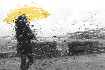 Antalya ve çevresine "turuncu" alarm: Kuvvetli sağanak geliyor